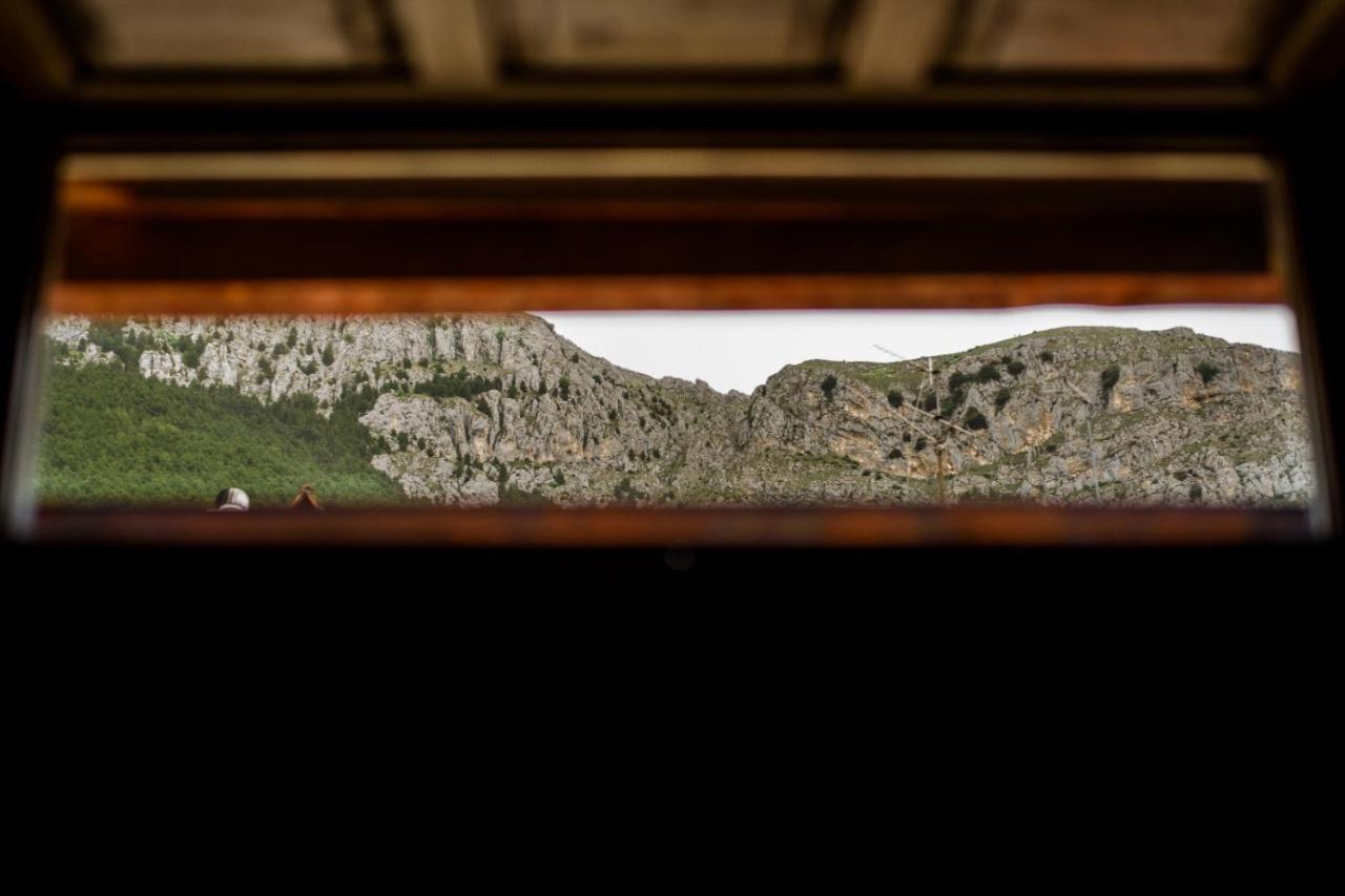 Lavistadeisogni Monte Morrone チェラーノ エクステリア 写真